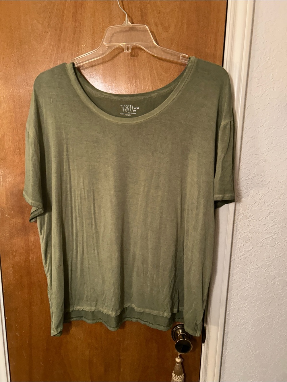 Time and Tru Olive Green Short Sleeve Scoop Neck Top. 3X